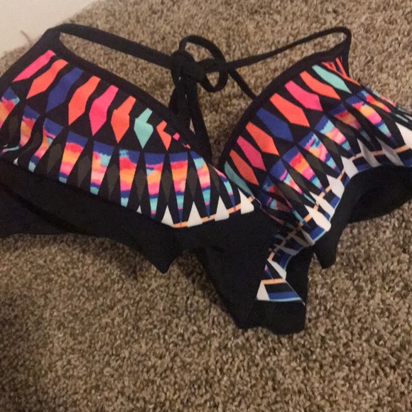 PINK ruffle swimsuit - Picture 5 of 5